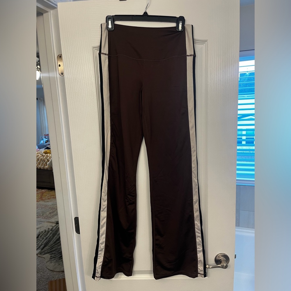 Pro Player Brown Flare Leggings size Medium